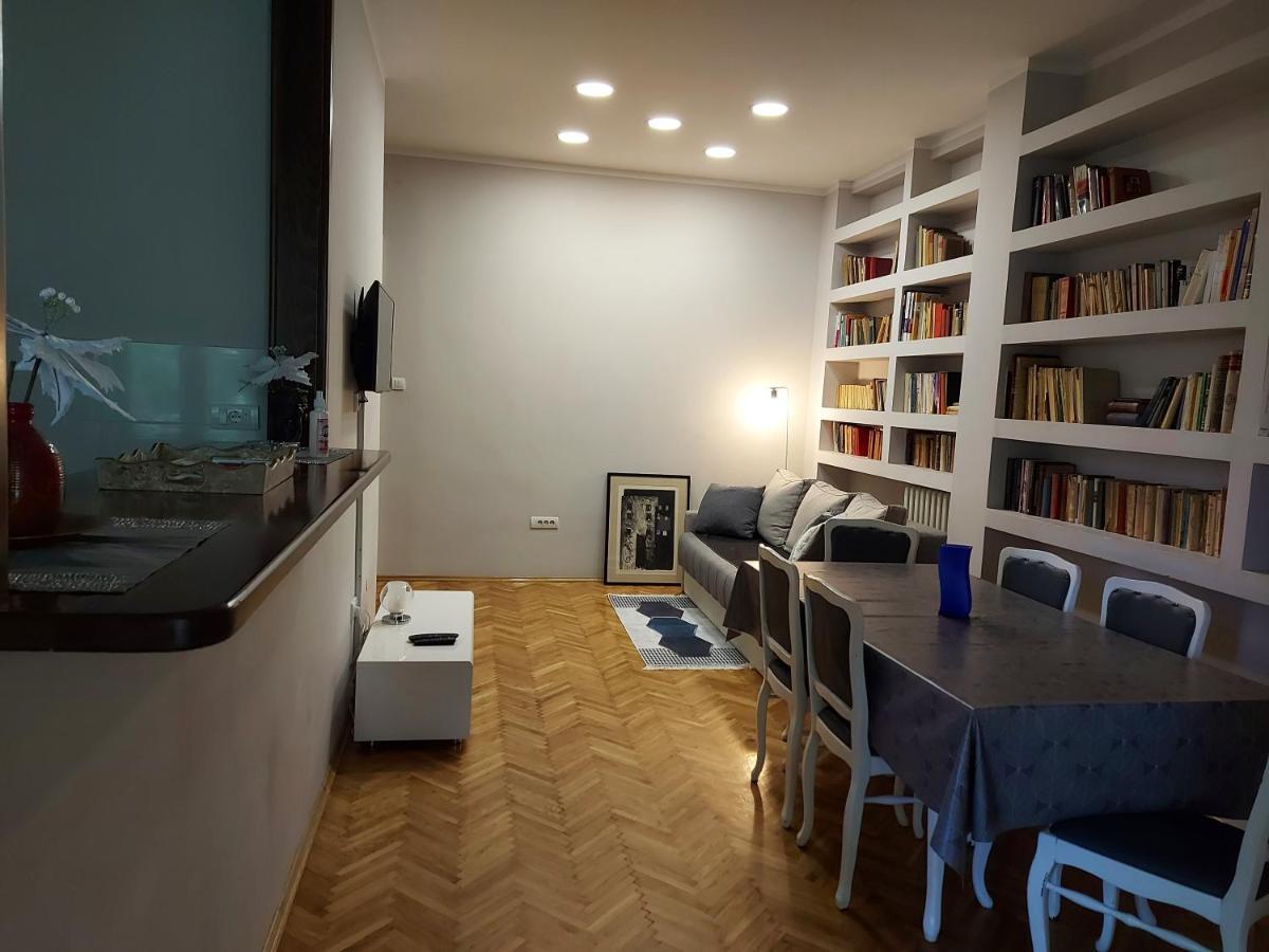 Downtown Apartment In Walk Zone With 3 Bedrooms And Garage Novi Sad Extérieur photo
