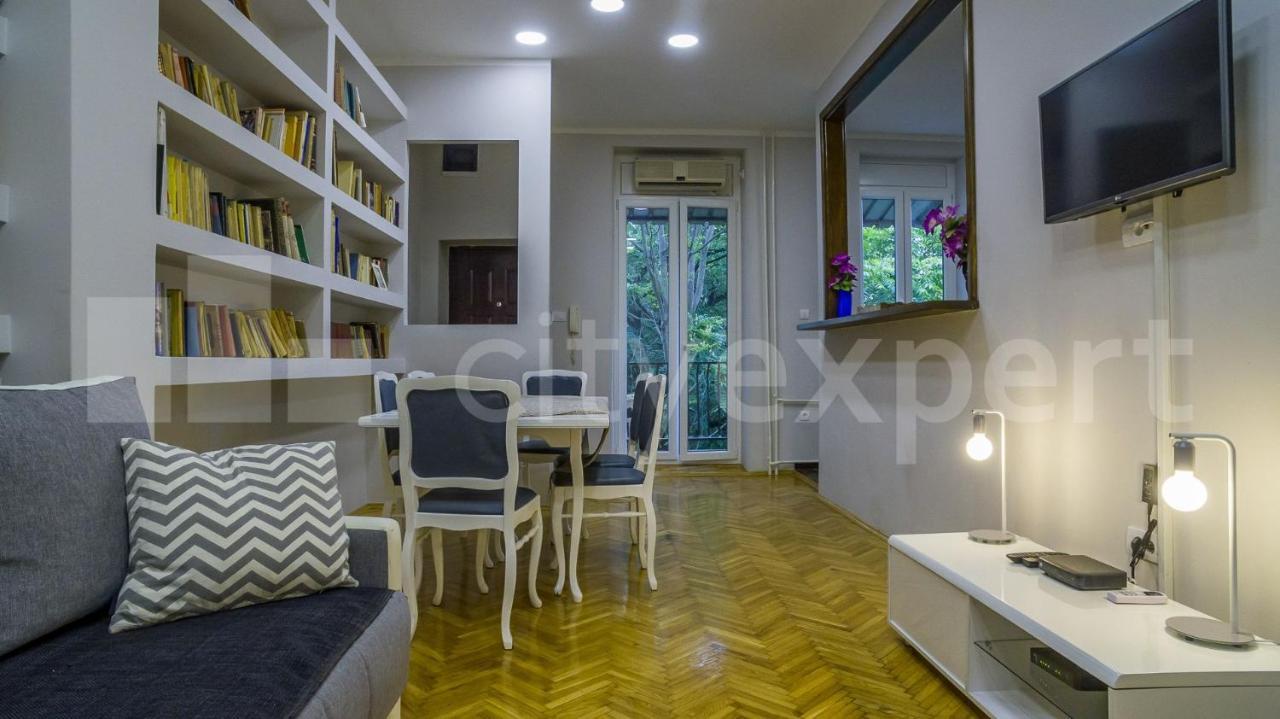 Downtown Apartment In Walk Zone With 3 Bedrooms And Garage Novi Sad Extérieur photo